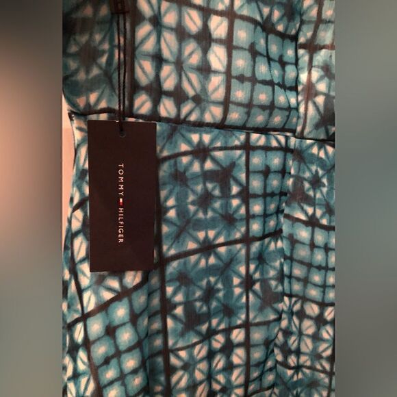 NWT Tommy Hilfiger Teal Blue Chiffon Sleeveless V-Neck Front Rise Dress Size: 6 - Picture 6 of 9